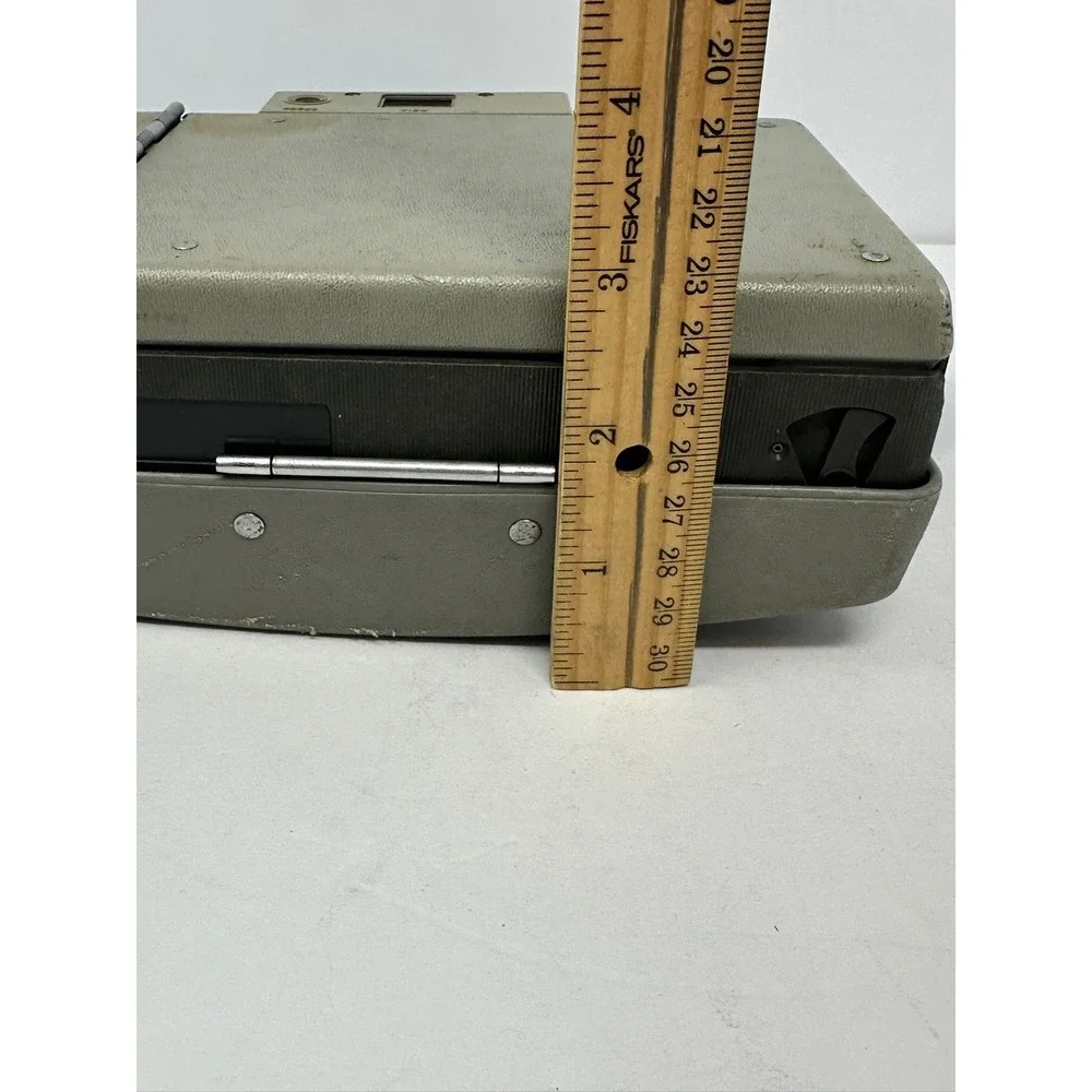 Polaroid 420 Automatic Land Camera Vintage Folding Bellows Instant Film Camera
